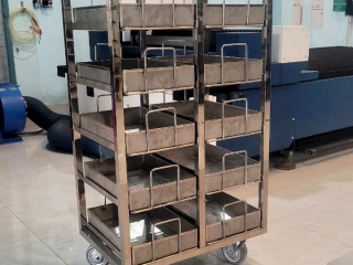 Đơn vị gia công tủ kệ inox giá rẻ TPHCM uy tín