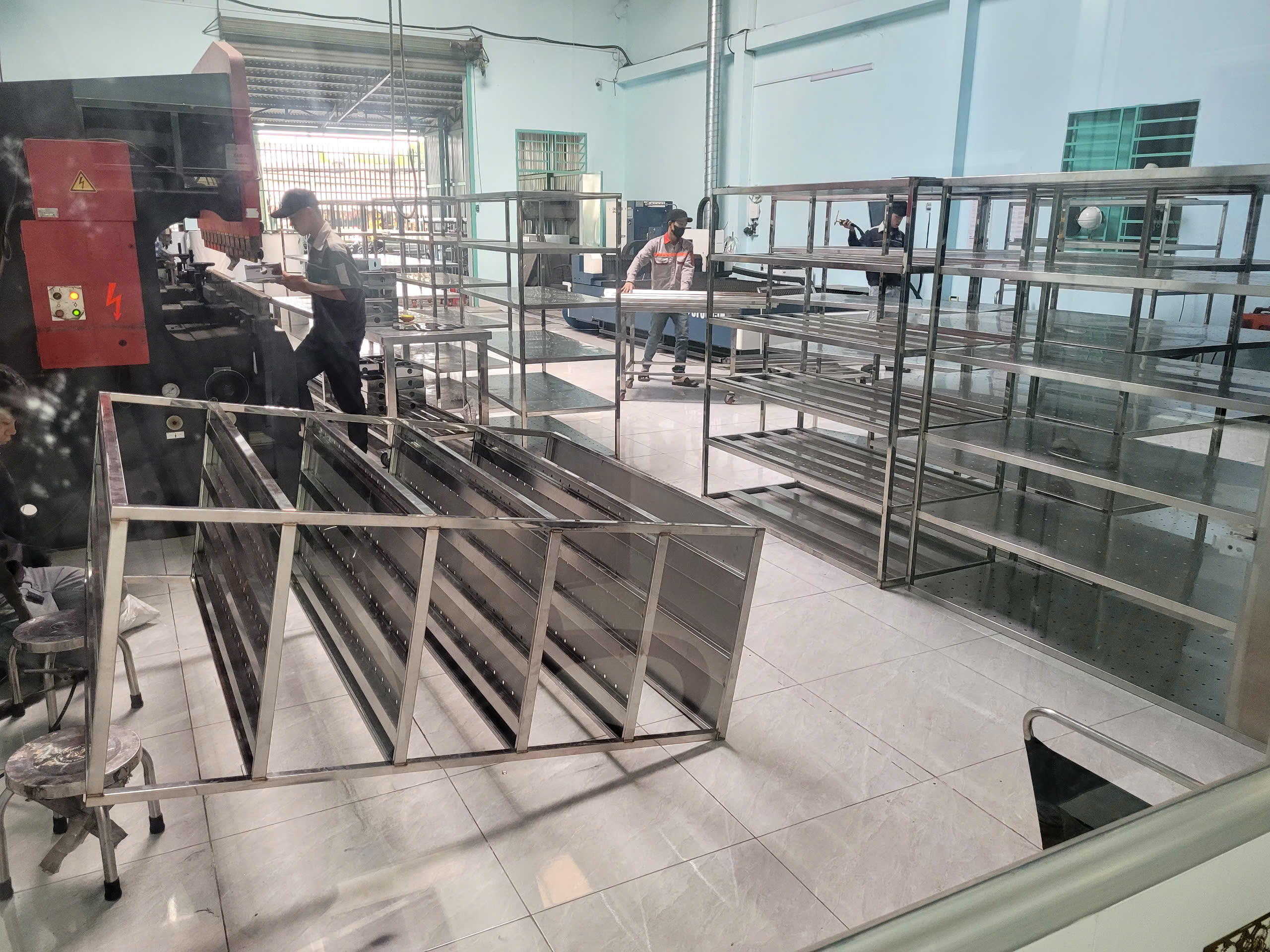 gia công inox theo yêu cầu