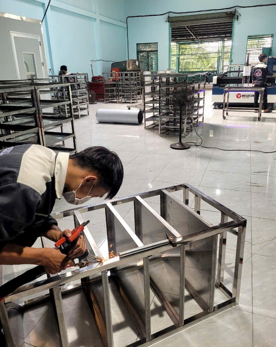 Gia công inox theo yêu cầu