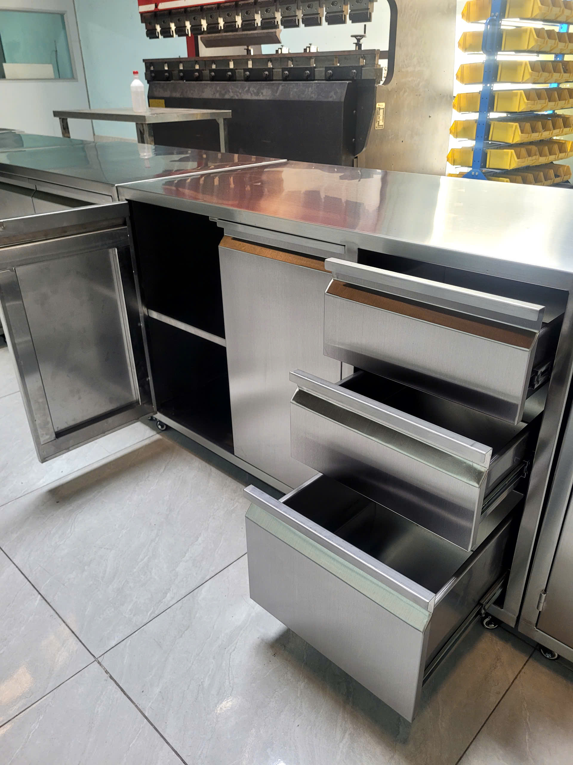 Gia công inox theo yêu cầu