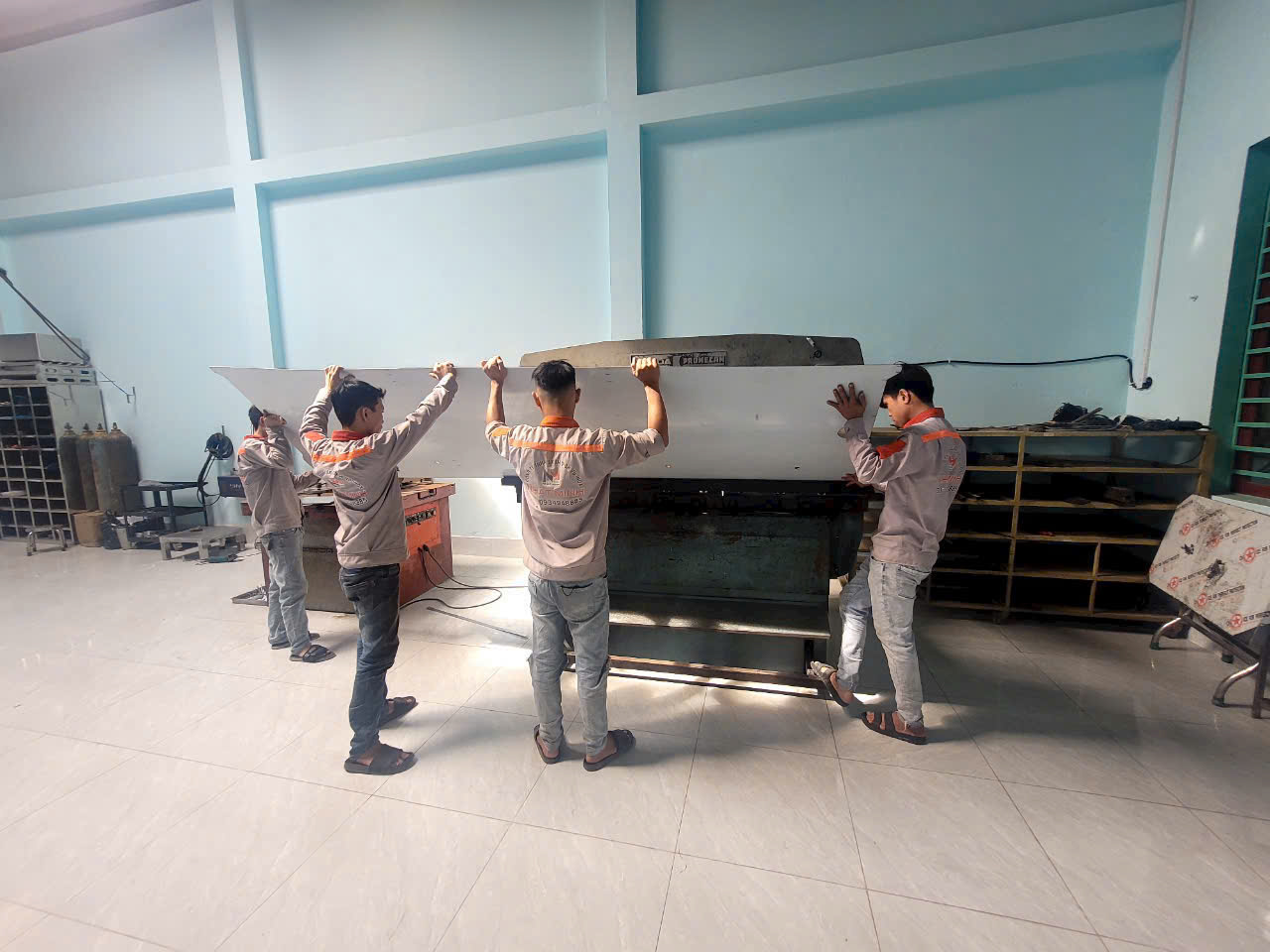 Gia công inox theo yêu cầu