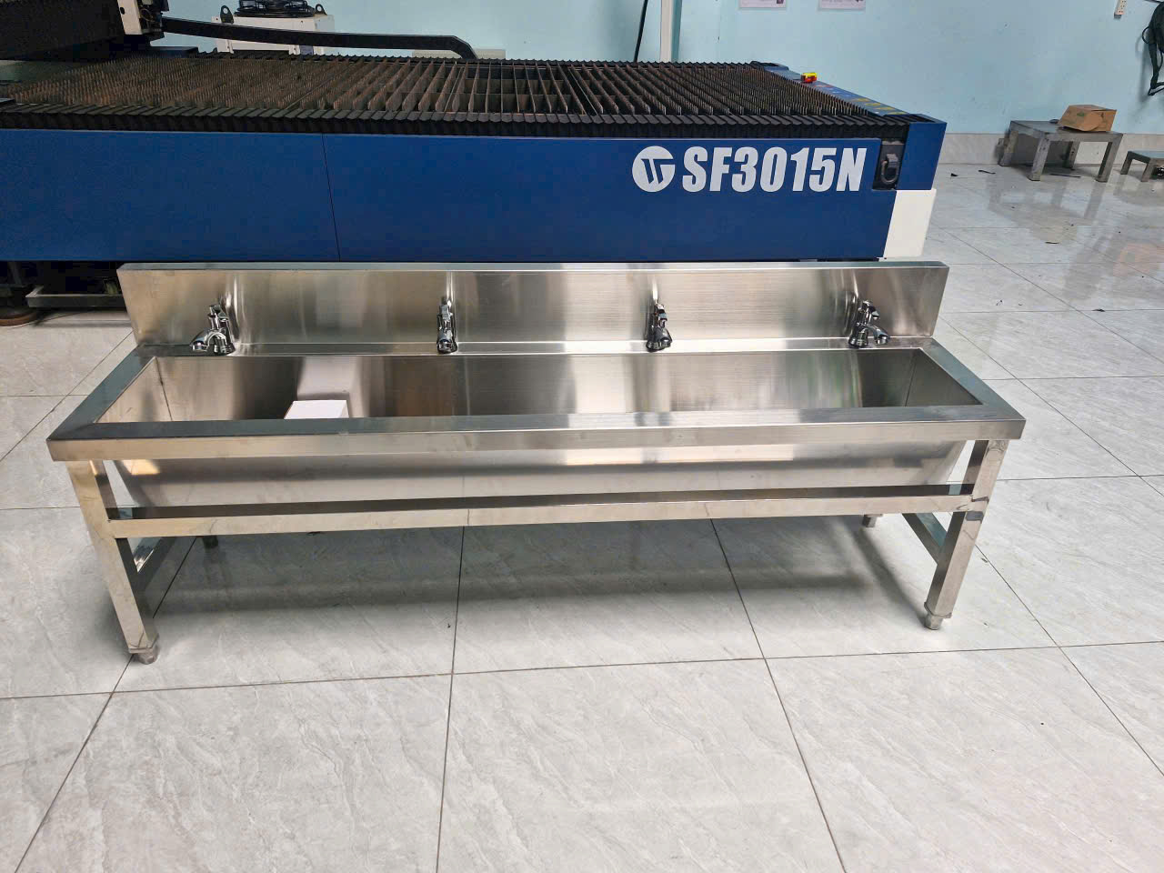 Máng rửa tay inox công nghiệp