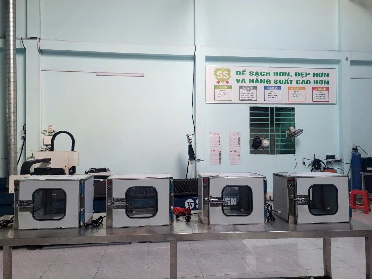 Hộp trung chuyển phòng sạch inox 304