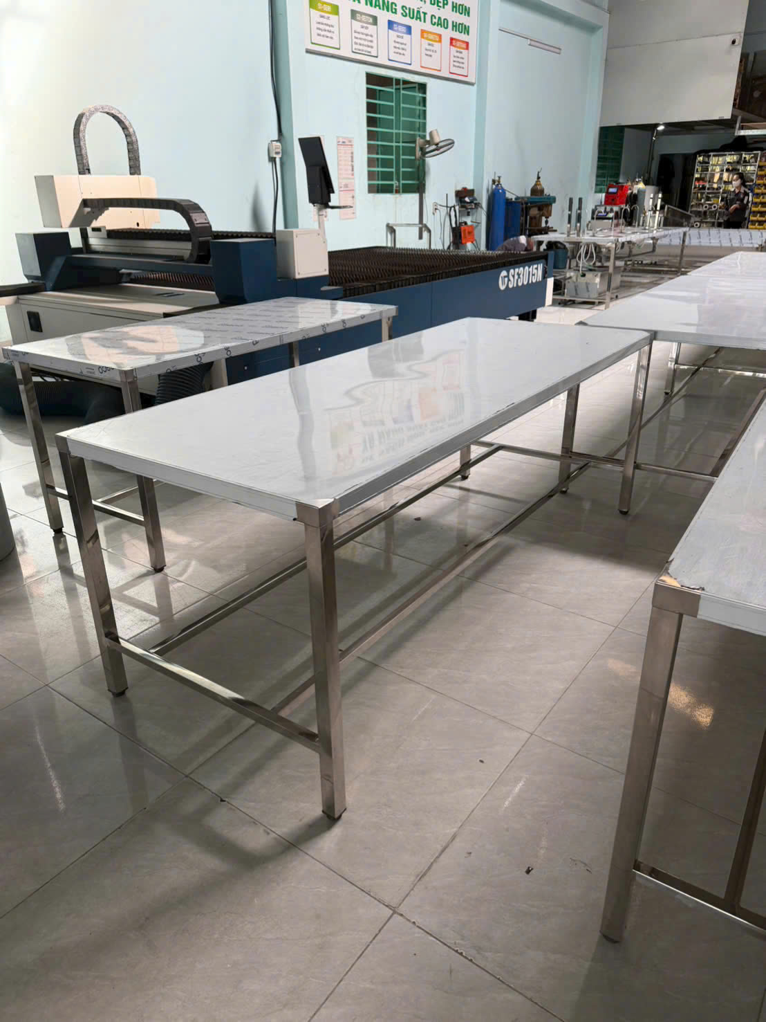 Bàn thao tác inox 304 phòng sạch