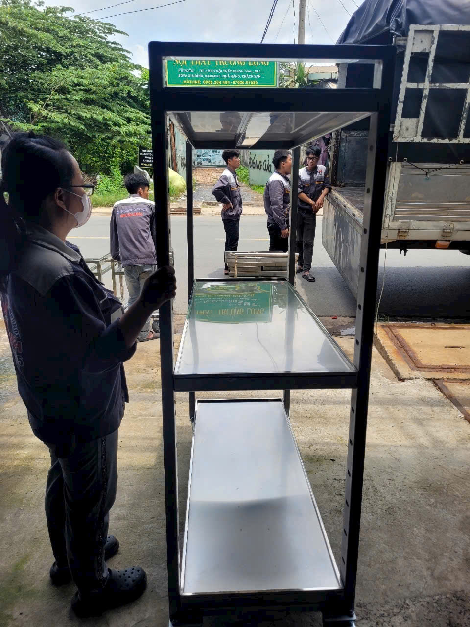 Gia công kệ inox theo yêu cầu