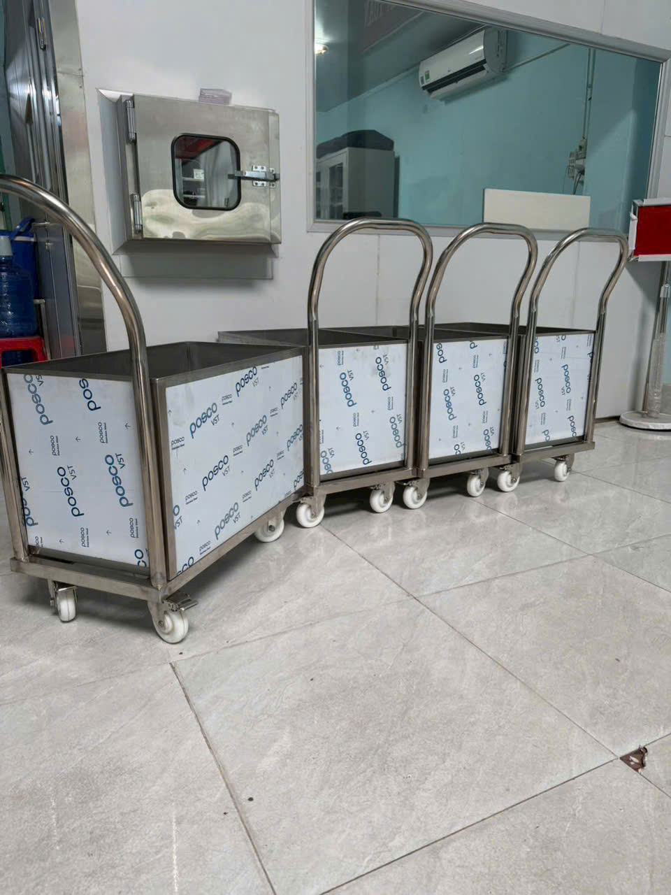 Gia công xe đẩy inox theo yêu cầu