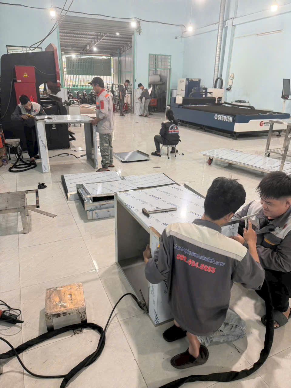 Gia công tủ inox theo yêu cầu