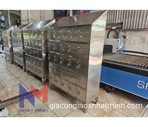 tủ locker inox phòng sạch