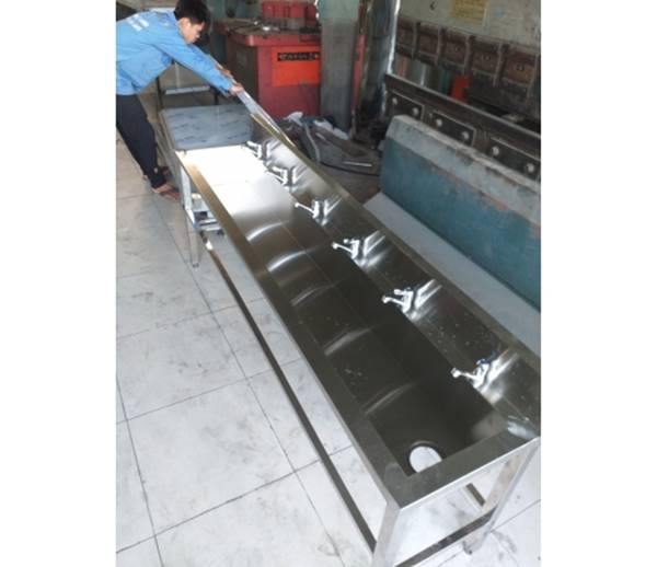 gia công máng rửa inox công nghiệp