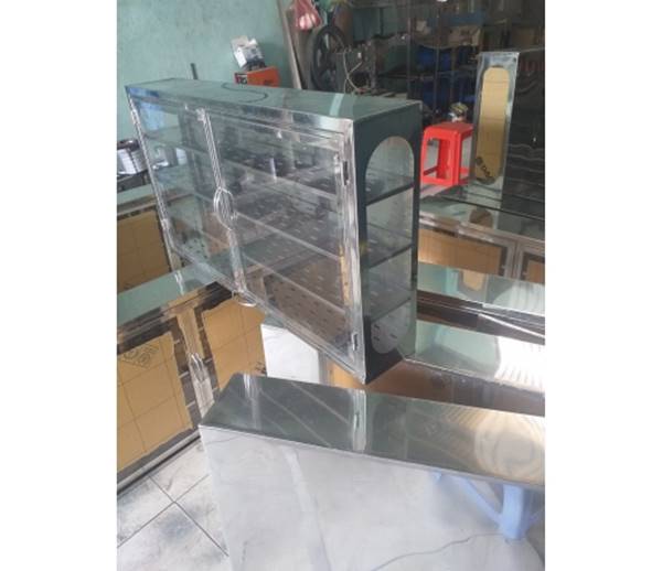 làm tủ kệ inox giá rẻ tphcm