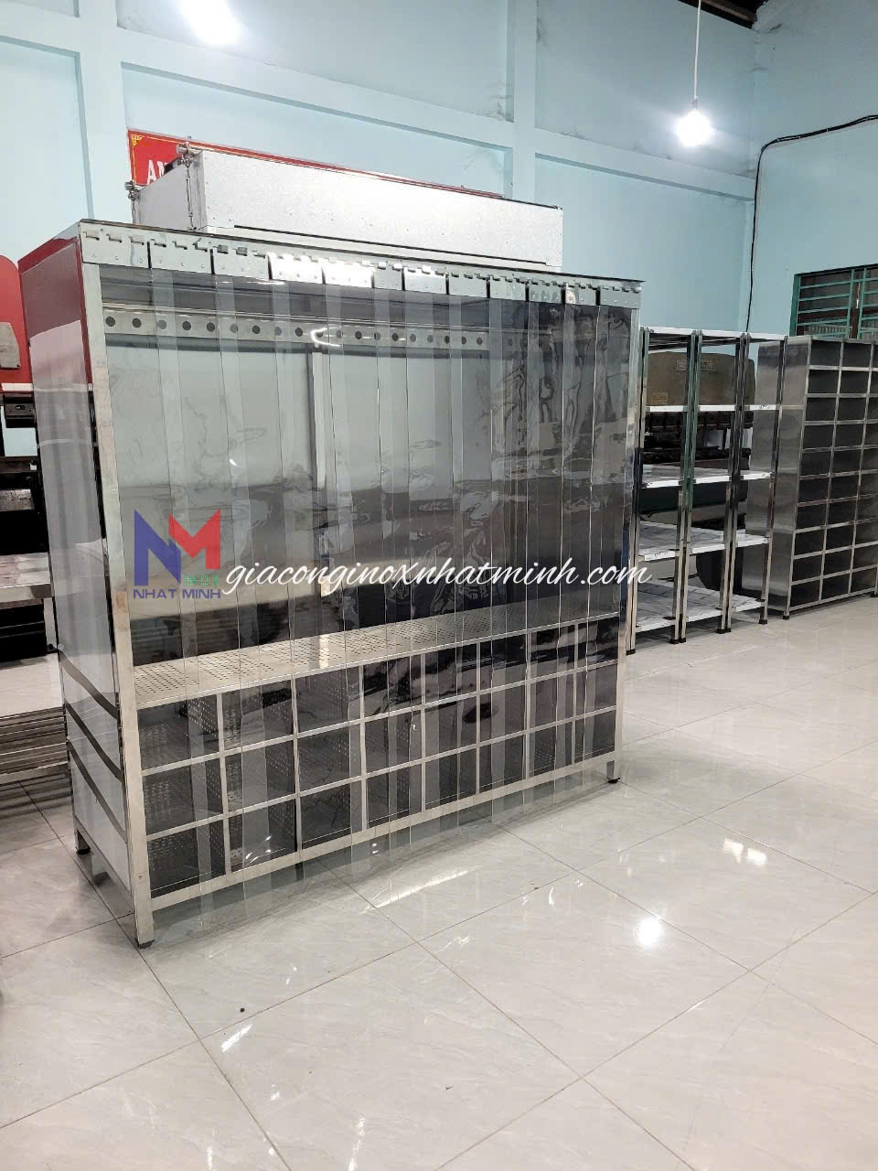 Tủ treo quần áo phòng sạch